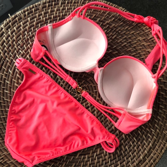 Victoria’s Secret Miraculous Bombshell Bikini - Picture 2 of 16